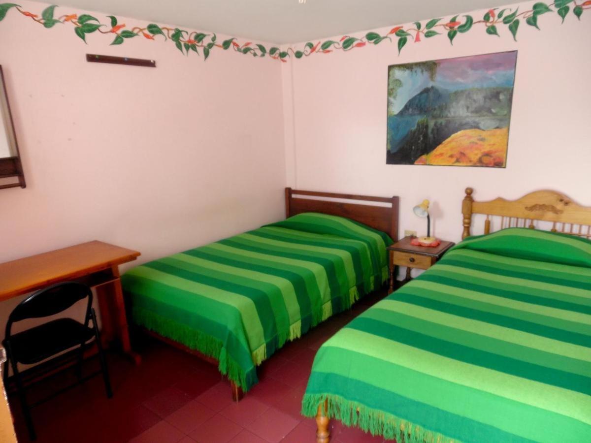 Hostal Rincon Del Turista 奥塔瓦洛 外观 照片